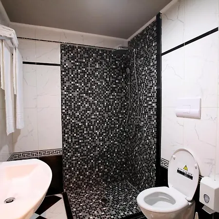 Szálloda Kastria Tirana