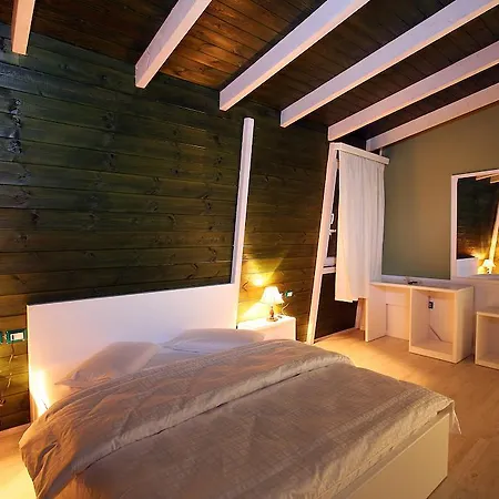 Kastria Szálloda 4*