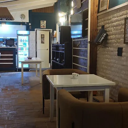 Kastria Szálloda Tirana