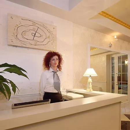 Hotel Kastria 4*