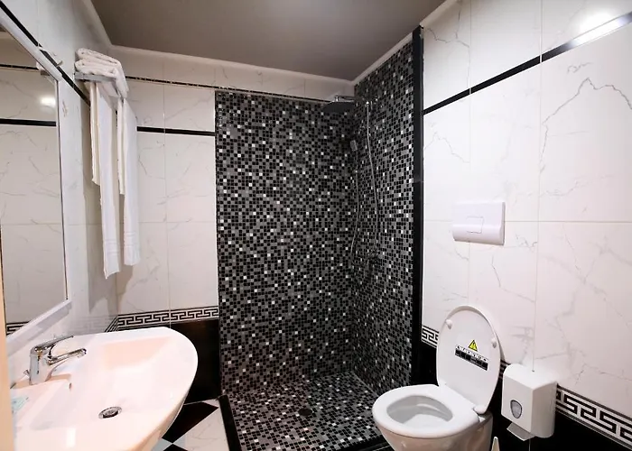 מלון Kastria טיראנה