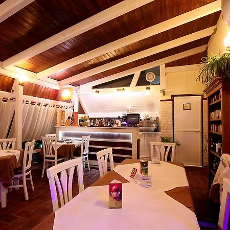 Kastria Hotel